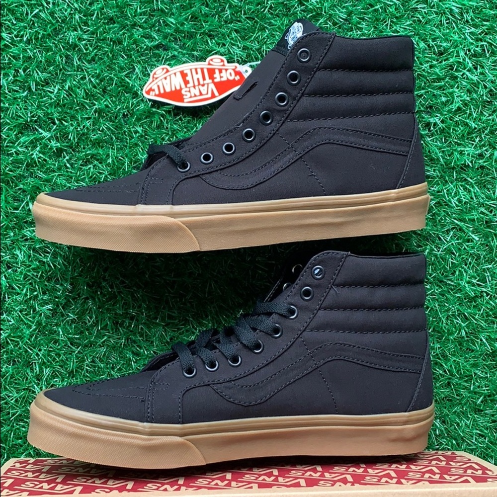 VANS WMNS SK8-Hi REISSUE CANVAS GUM BLACK/LGHTG SNEAKERS - Picture 3 of 16